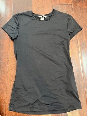 H&M Black Short Sleeve Crewneck Tee
